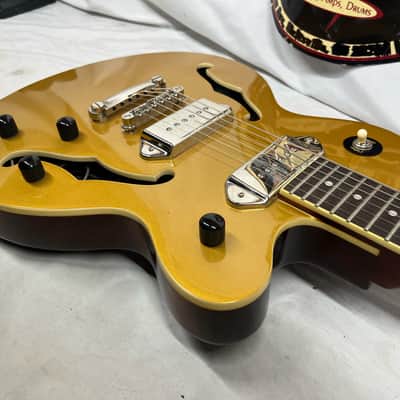 Epiphone Wildkat Studio Semi-Hollow Body Electric Guitar with Case - Metallic Goldtop image 16