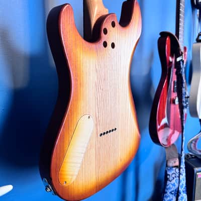 PJD Woodford Elite Sienna Burst image 14