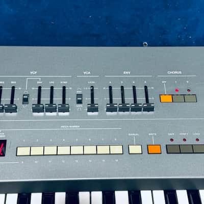Roland HS-60 Vintage Analog Synthesizer • Juno 106 with Speakers • NEAR MINT • Pro Restoration • Warranty image 10