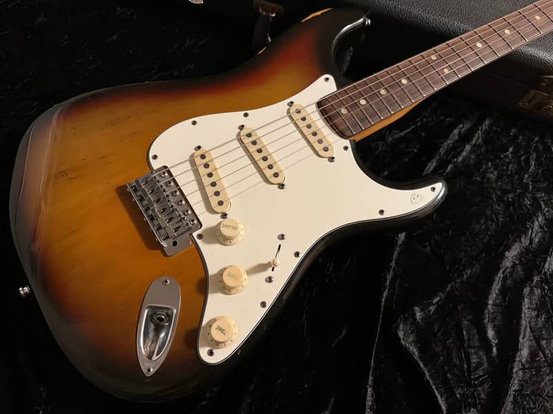 Fender Stratocaster Sunburst 1975 - sunburst - Excellent