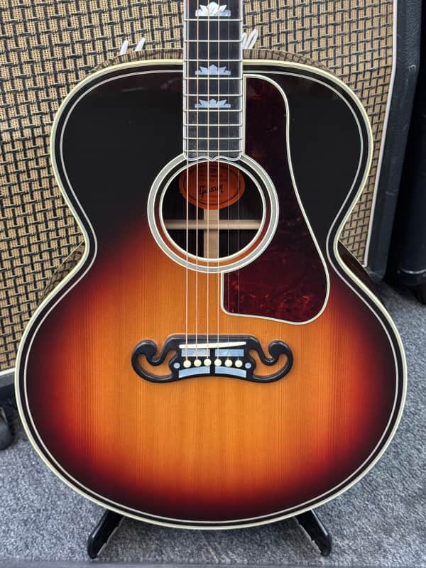 Gibson Western Classic Prewar J-200 Rosewood 2011 Vintage Sunburst image 1