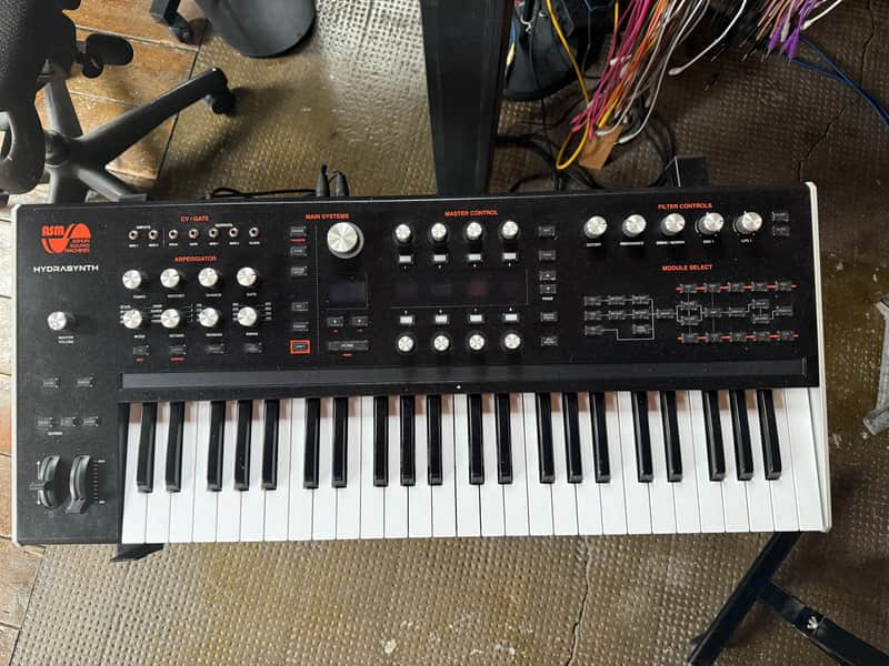 ASM Hydrasynth 49-Key Polyphonic Synthesizer