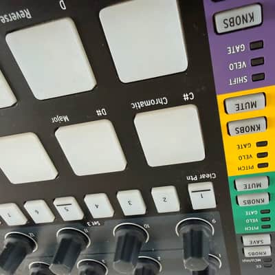 Arturia BeatStep Pro Black Edition MIDI Controller 2019 - 2021 - Black image 3