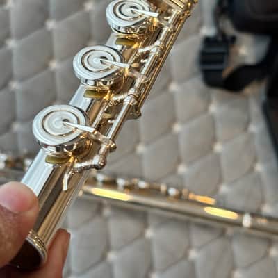 Yamaha Allegro Model YFL-372 Flute Silver Head Split E Low B image 6