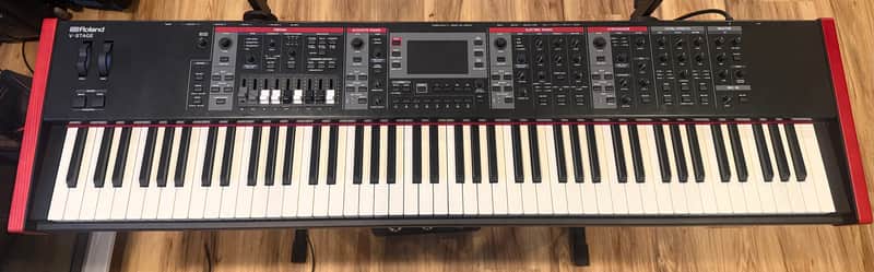 Roland V-Stage 88 Piano with Triple Pedal image 1