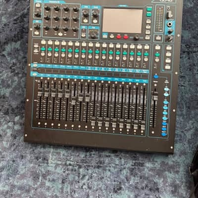 Allen & Heath QU-16C Chrome Edition 16-Channel Digital Mixer 2010s Black image 1