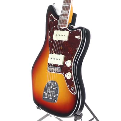 Fender Certified Pre-Owned American Vintage II 1966 Jazzmaster, Rosewood Fingerboard, 3-Color Sunburst (P5) (59514) image 4