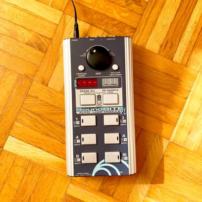 Red Sound SoundBITE XL Professional DJ Loop Sampler with p.supply, box &  manual! Read the full ad! image 2