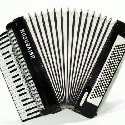 Universum Elegance made in Germany 120 Bass Piano Accordion, New Straps and Soft Case, Keyboard Accordian Musical Instrument Fisarmonica, 2509 image 3