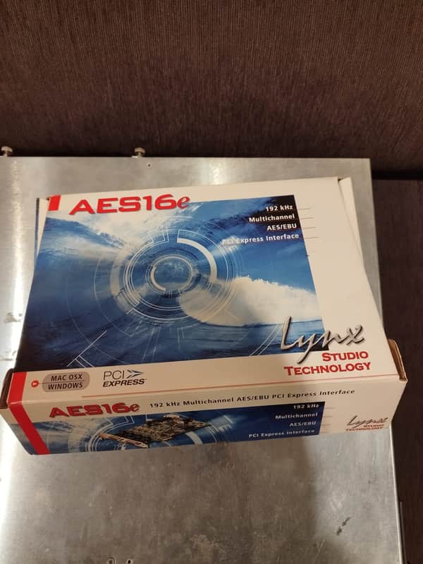 Lynx AES16e AES/EBU PCIe + 2 Lynx CBL-AES1604 image 1