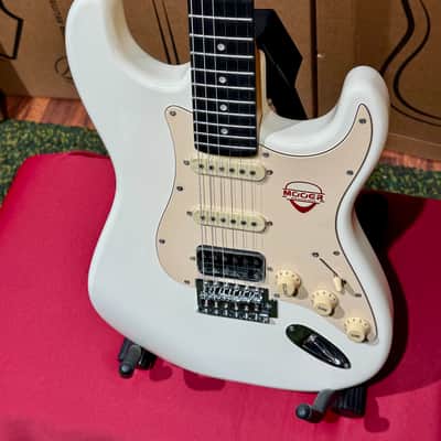 Mooer MSC10 PRO HSS VINTAGE WHITE image 10