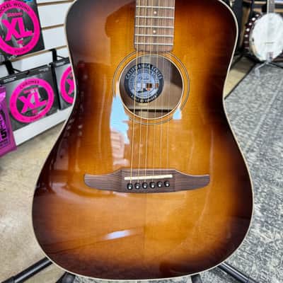 Fender California Traditional Series Malibu Classic - Aged Cognac Burst image 4