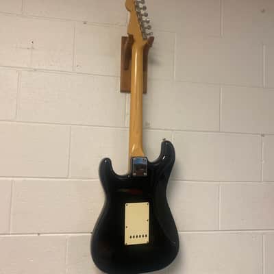 Fender Vintage ST - 62 Blackie Stratocaster 1980’s - Black image 4