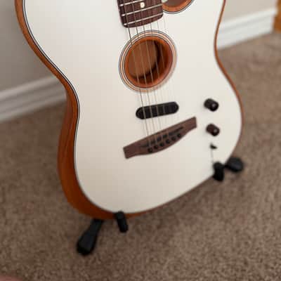 Fender Acoustasonic Player Telecaster 2021 - Present - Arctic White image 4