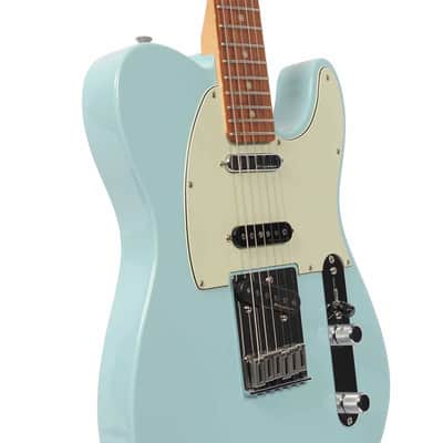 Fender 2021 Deluxe Nashville Telecaster Electric Guitar - Daphne Blue - Used image 4