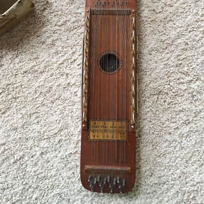 Vintage 1920s Ukelin for Sale image 2