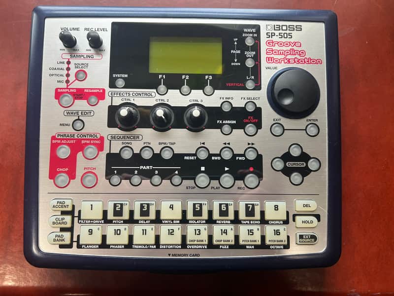 Boss SP-505 Groove Sampling Workstation 2000s - w. box, PSU, and 16mb Smartmedia Card image 1