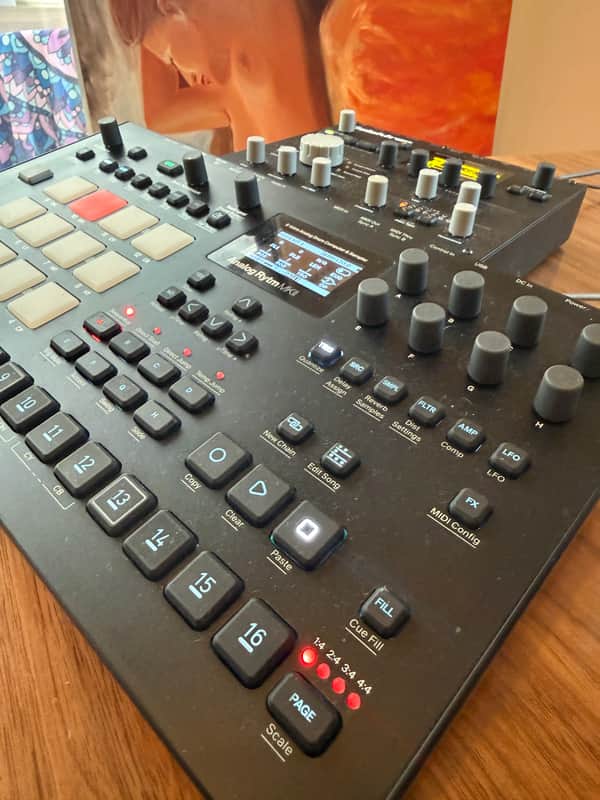 Elektron Analog Rytm MkII Mint + Desk Saver  2020 - Black image 1