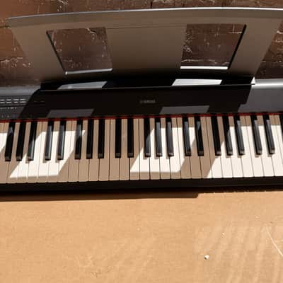 Yamaha Piaggero NP-12 61-Key Portable Digital Piano Bundle w/ Pedal, Bench & Power Supply image 5