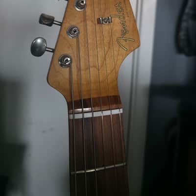 Fender Vintera '60s Stratocaster Modified with Pau Ferro Fretboard 2019 - 2023 - Burgundy Mist Metallic image 6