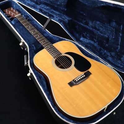 MARTIN D-28, manufactured in 1992 [521982] (06/22) image 16