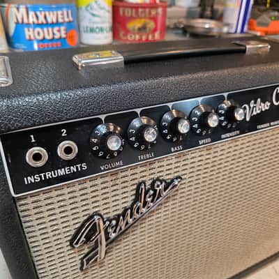 Fender Vibro Champ 1966 - Black Vinyl image 6