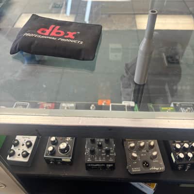 dbx RTAM reference microphone image 4