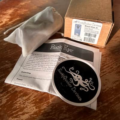 EarthQuaker Devices Black Eye Boost Mini Limited Edition - Blacked Out 2025 - Blacked Out image 3