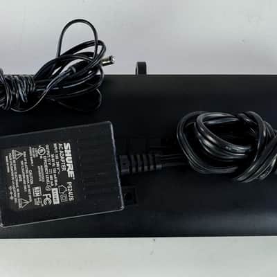 Shure BLX88 H11 Dual Channel Receiver with Genuine Power Supply 572-596 MHz image 7