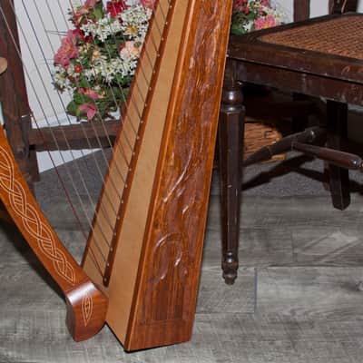 Roosebeck HTHAC-V 22-String Heather Harp Chelby Levers Vine w/Tuning Tool & Extra String Set image 3
