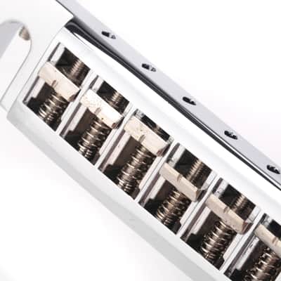 Brio 52.5mm Wraparound Adjustable Bridge Chrome image 3