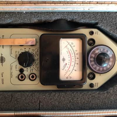 Bruel & Kjaer Type 2209 Class 1 Sound Level Meter image 10
