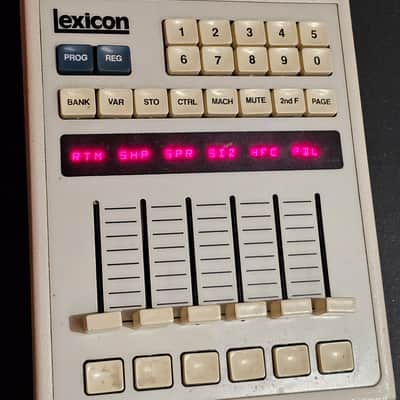Lexicon 480L Digital Effects System with LARC Remote 1980s - Black / White Remote image 4