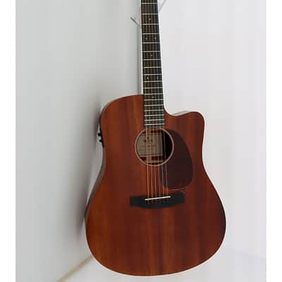 Sigma Guitars 15 Series - Solid Mahogany,Dreadnought cutaway electro-acoustic - Natural Satin image 2