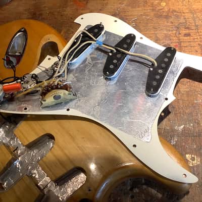 Fender 1977 Left hand Lefthanded Lefty stratocaster / vintage made in USA / Player guitar image 25