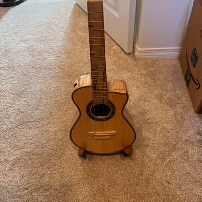 Hozen Green Label German Spruce/Spalted Maple Tenor Ukulele 2026 image 2