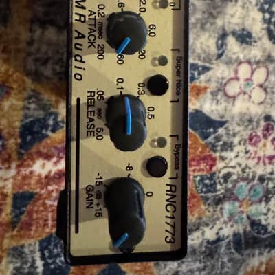 FMR Audio Really Nice Compressor RNC 1773 2000s - White image 8
