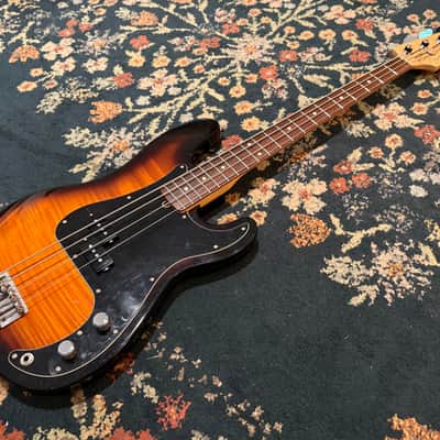 Fender Select Precision Bass 2012 - 2-Color Sunburst image 3