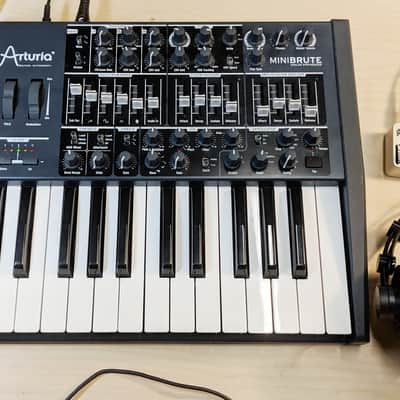 Midinome - A Tap-Tempo Metronome, Master MIDI Clock, and CV Clock image 9