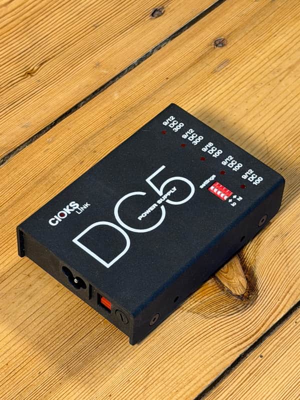 CIOKS DC5 Link 100/300mA 5-Outlet 9-18v Power Supply 2010s - Black image 1