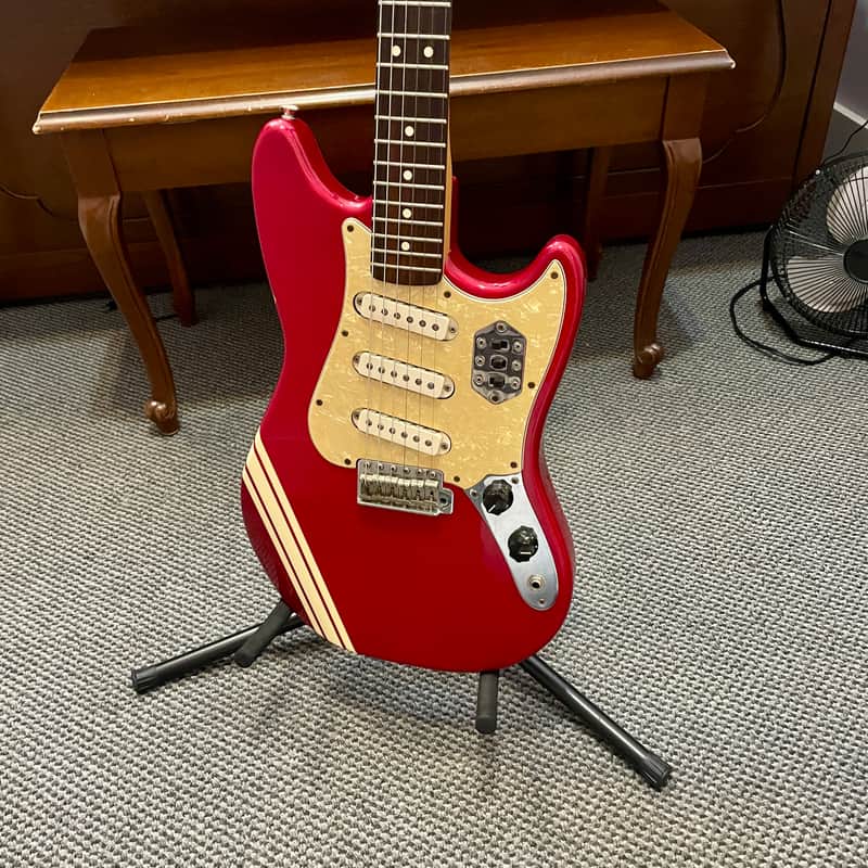 2002 Fender Cyclone Candy Apple Red