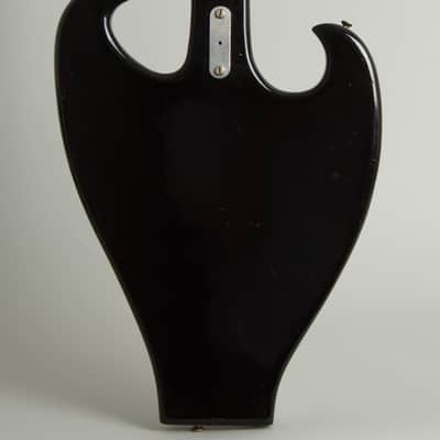 Wandre Etrurian II Solid Body Electric Bass Guitar (1965), molded plastic hard shell case. image 4