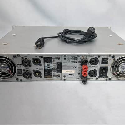 American audio V3000 plus Professional Power Amplifier - Silver