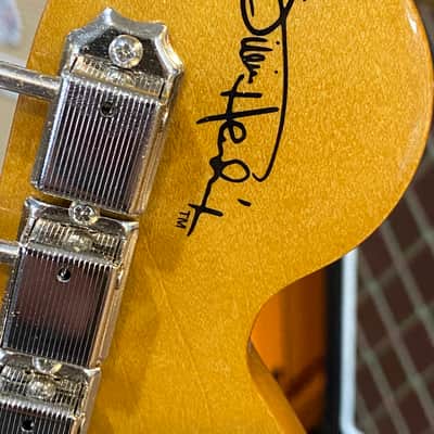 Fender Jimi Hendrix Artist Series Signature Stratocaster  3-Color Sunburst #MX22278285 7lbs, 10.5oz image 6