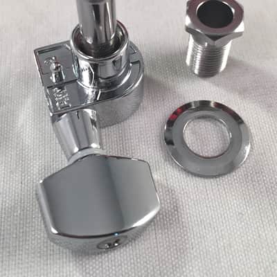 Squier by Fender Single Chrome Guitar 1 One Pin Tuning Machine Tuner Replacement image 3