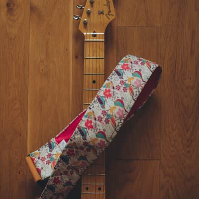 Mr.Strapsky Birds Guitar/Bass Strap (Light Claret), Leather Ends image 10