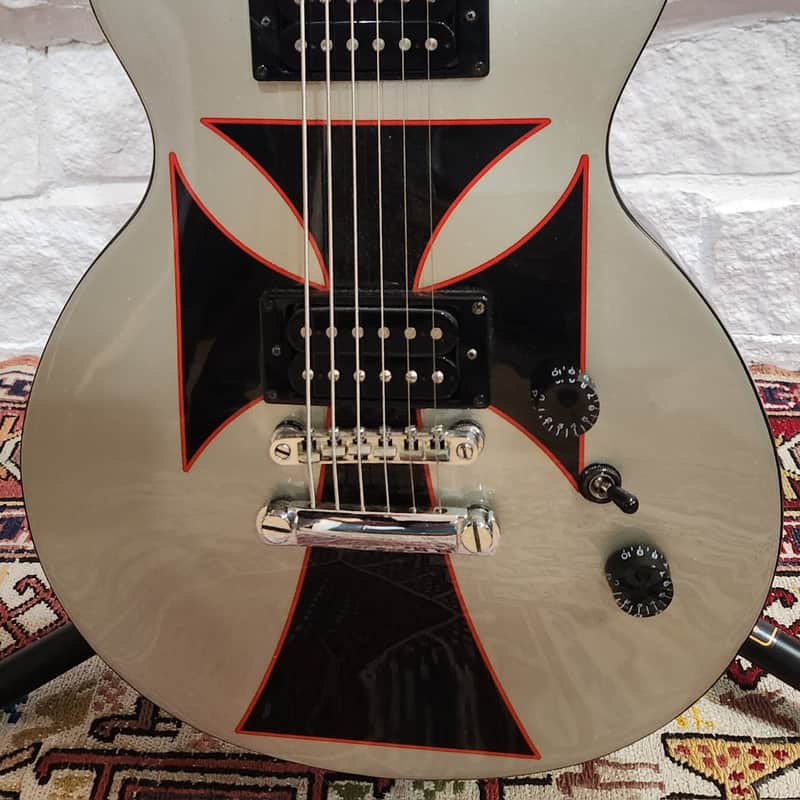 2004-2005 Epiphone ENLB Baritone Iron Cross Bitchin