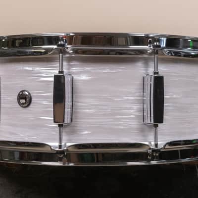 Pearl President Series 5.5x14 Phenolic White Oyster Snare Drum image 7