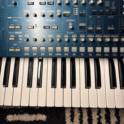 Korg MS2000 / Analog Modeling Synth