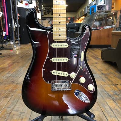 Fender American Professional II Stratocaster 3-Color Sunburst w/Maple Fingerboard, Hard Case image 1